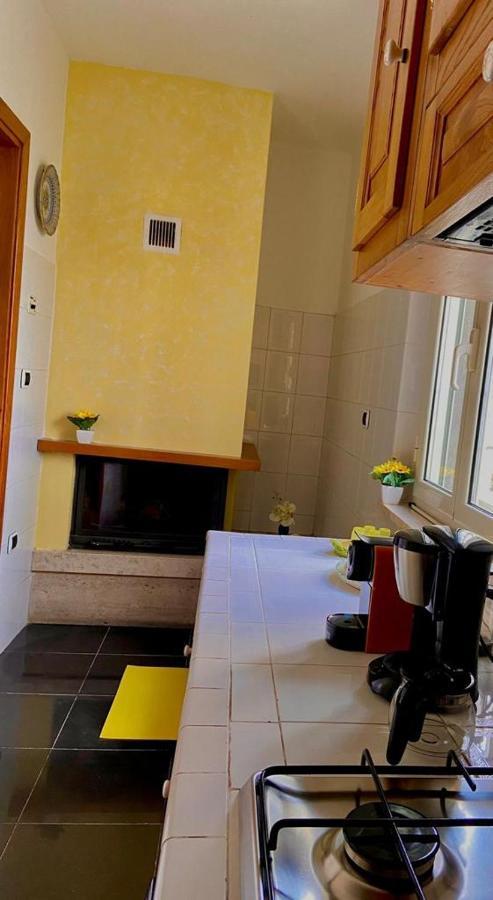 Casa Civico22 Villa Fratta Todina Luaran gambar