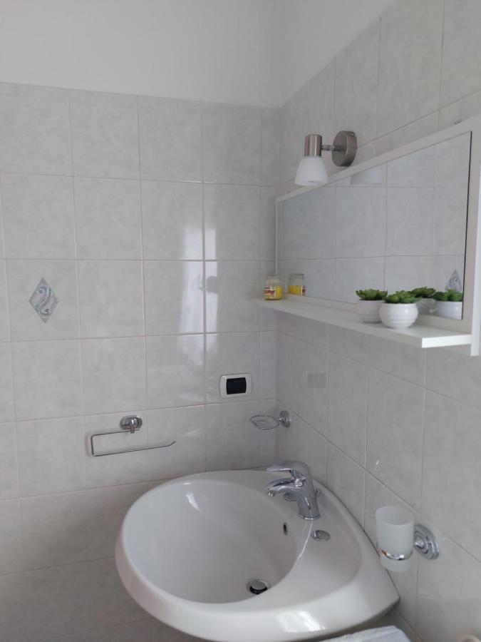 Casa Civico22 Villa Fratta Todina Luaran gambar