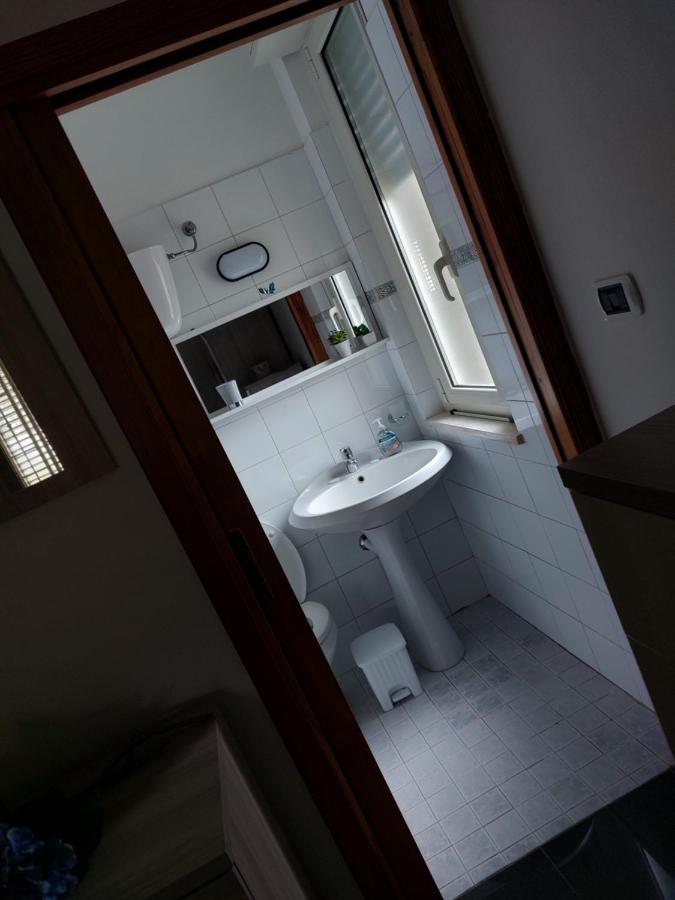 Casa Civico22 Villa Fratta Todina Luaran gambar