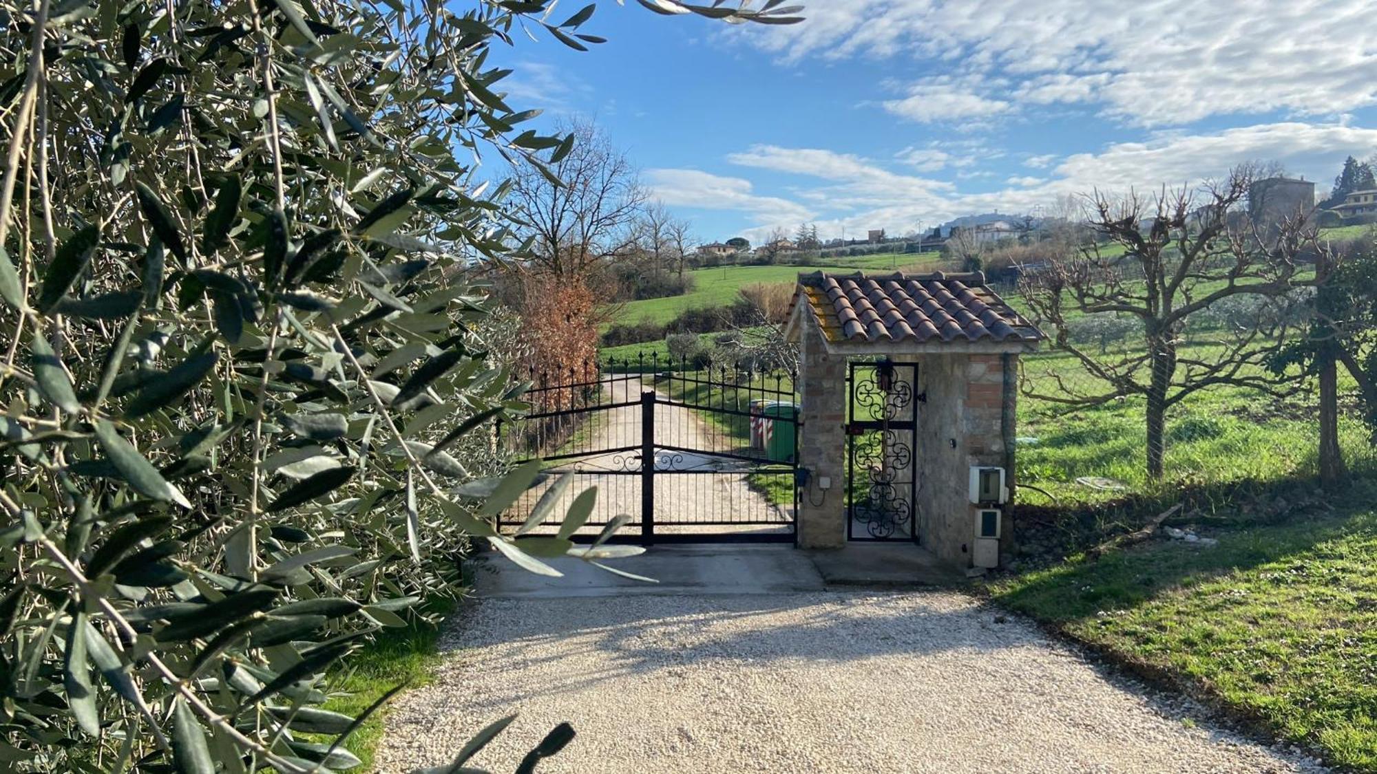 Casa Civico22 Villa Fratta Todina Luaran gambar