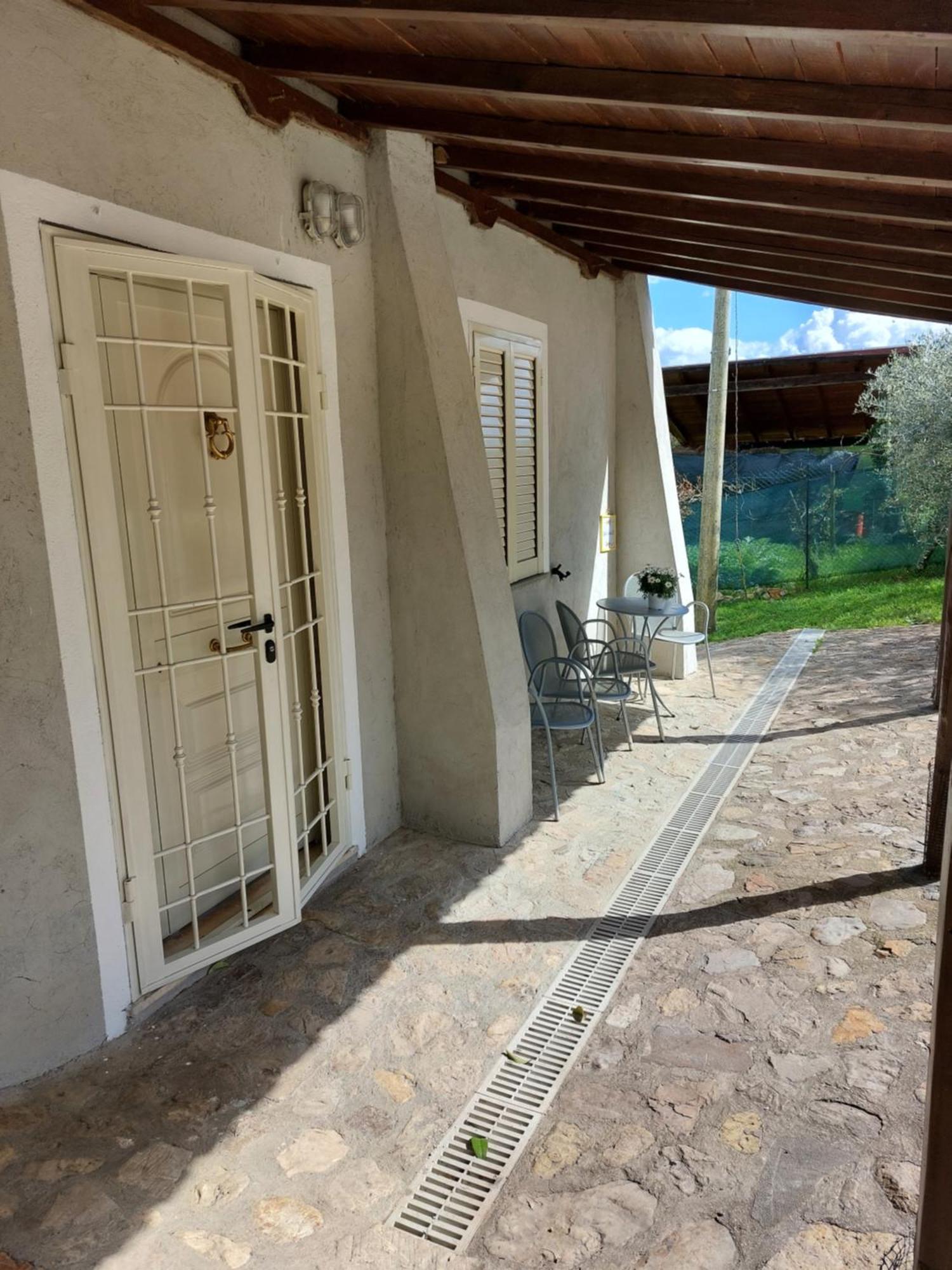 Casa Civico22 Villa Fratta Todina Luaran gambar